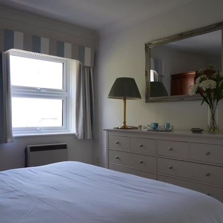 Fabulous High Street Townhouse With Stunning Views & Parking At 'Eagles Nest' Villa Фалмът Екстериор снимка